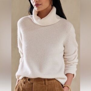 🍌 Banana Republic 100% Cashmere Chunky Knit Sweater in Cream